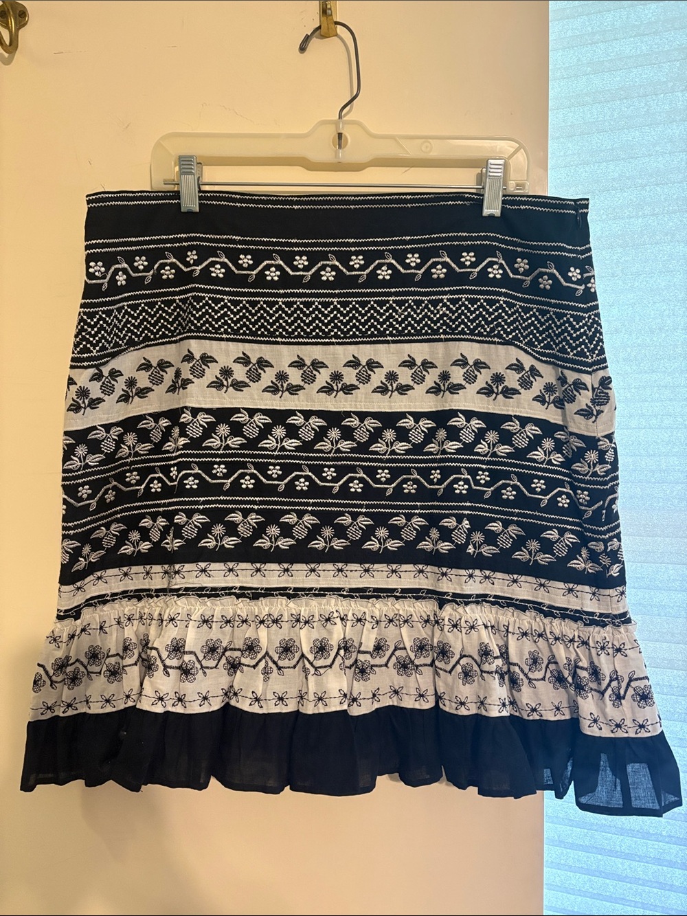 Black & White Floral Tiered Mini Skirt